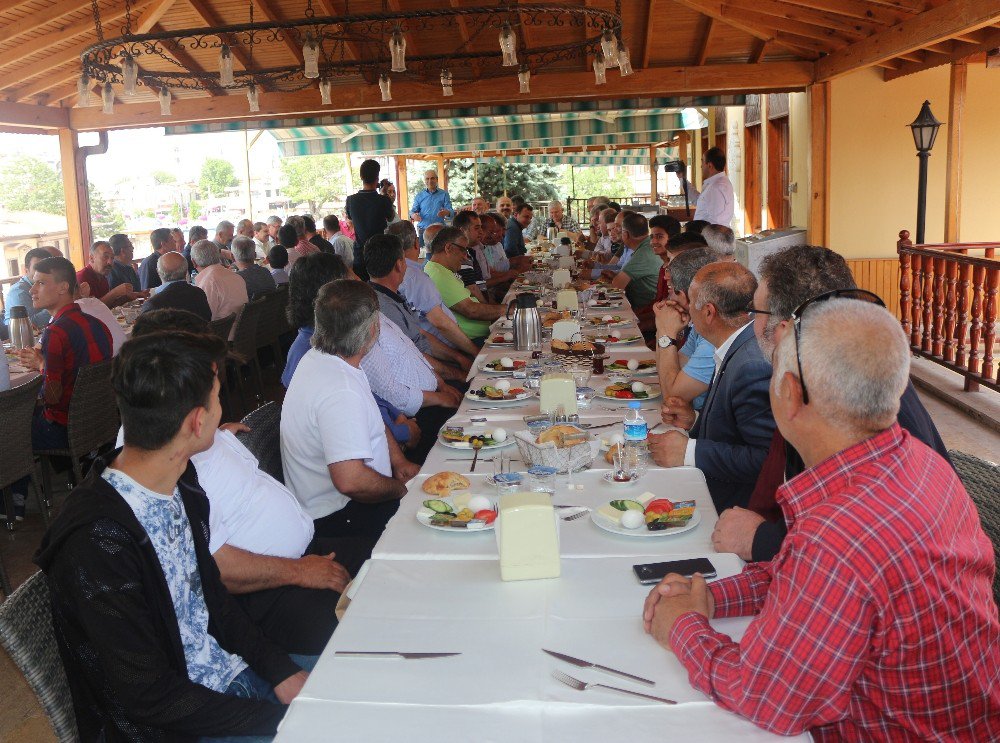 Asker Arkadaşları 29 Yıl Sonra Tekrar Konya’da Bir Araya Geldi