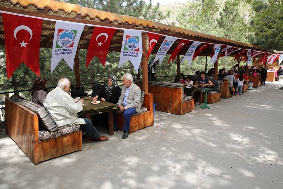 İbrahim Tennuri Hazretleri Anıldı