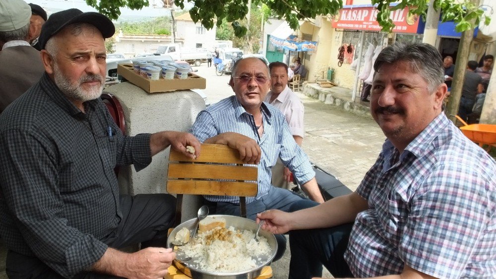 Çiftçiler Hayırda Buluştu