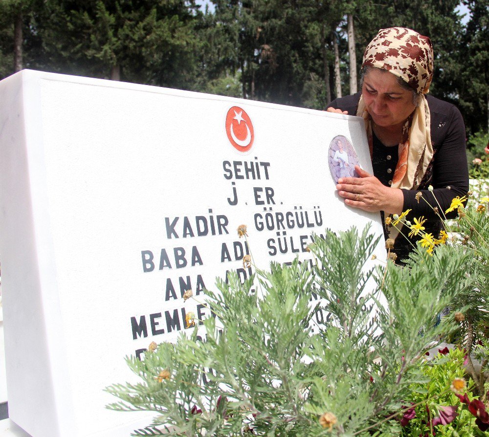 Şehit Annesi: "Anneler Günü Ama Evladım Yok"