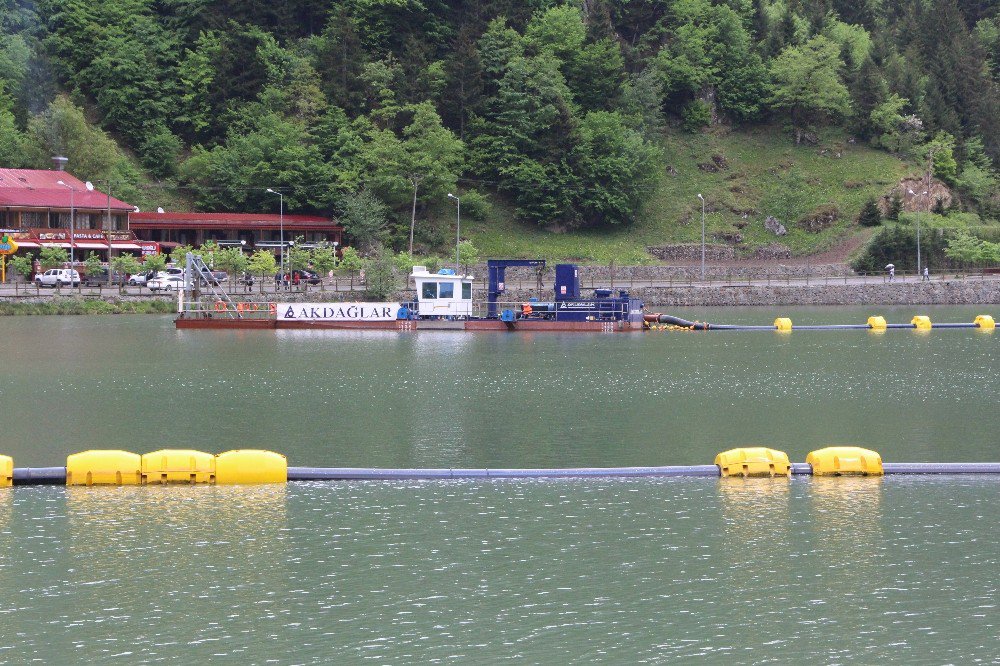 Uzungöl Çamurdan Temizleniyor