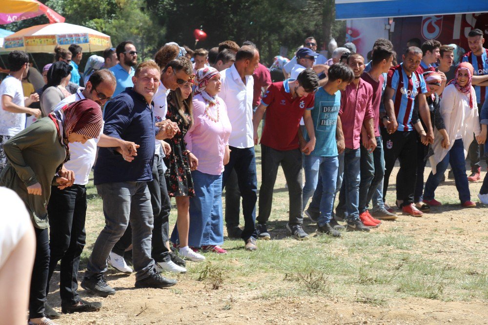 Söke’de Karadeniz Horonu Ve Ege Zeybeği 15. Kez Buluştu