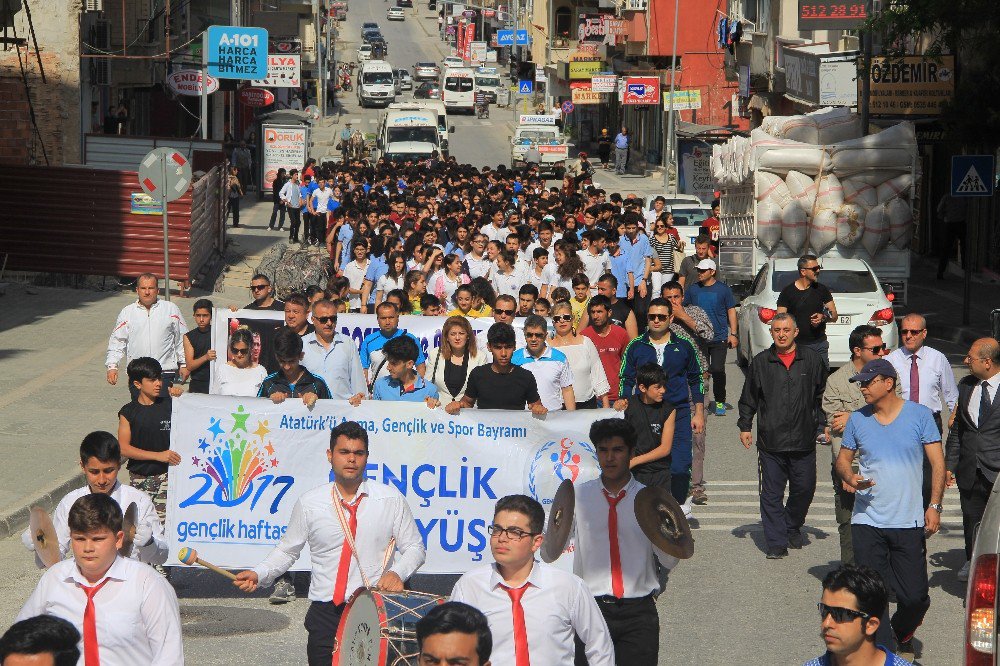 Samandağlılar Gençlik İçin Yürüdü