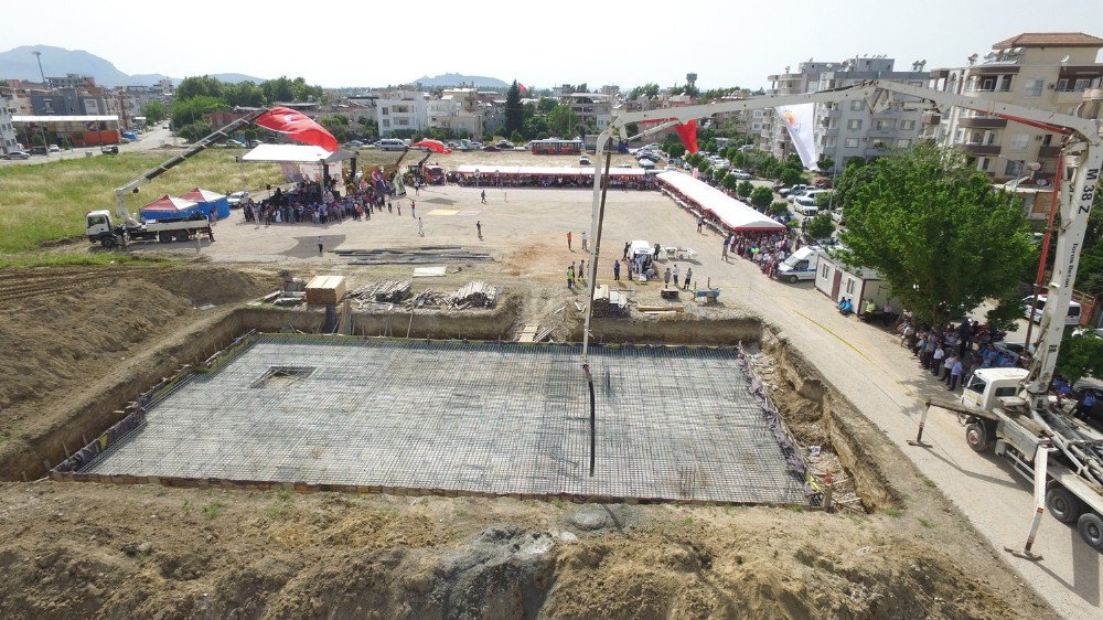 Ceyhan Cemevinin Temeli Atıldı