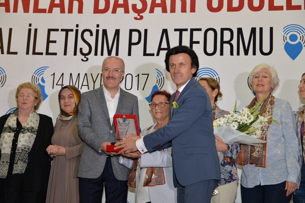 Başkan Kafaoğlu’ndan Annelere Jest