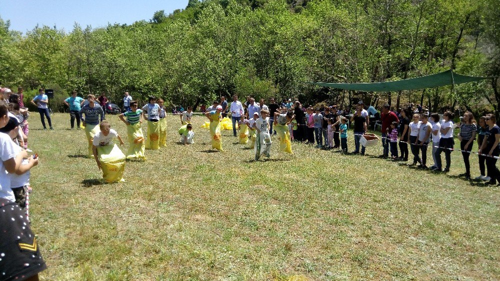 Beyçayırlılar Derneği Geleneksel Piknik Şenliği Yapıldı