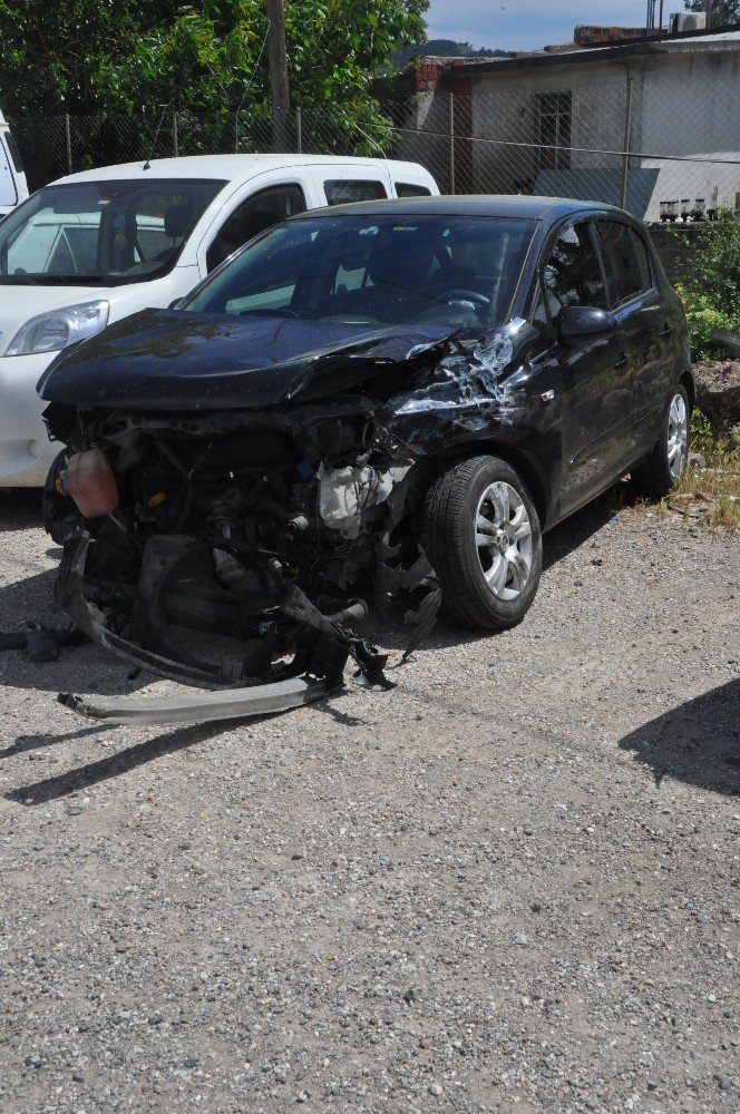 Çanakkale’de Trafik Kazası: 9 Yaralı