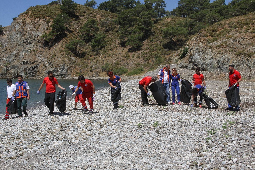 Fethiye Umke’den Çevre Temizliği