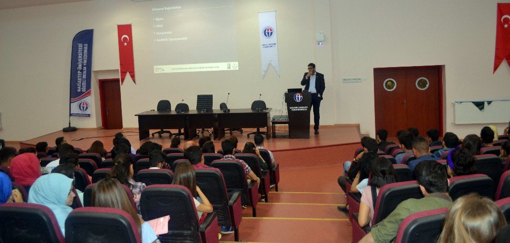 Gaün Öğr. Gör. Tamer’den Tütün Ve Alkol Bağımlılığı İle Mücadele Konferansı