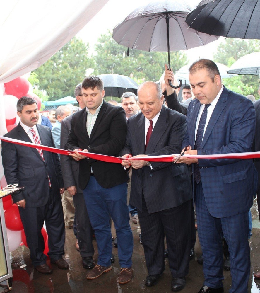 Görele’de Öğrenciler Yararına Kermes Açıldı