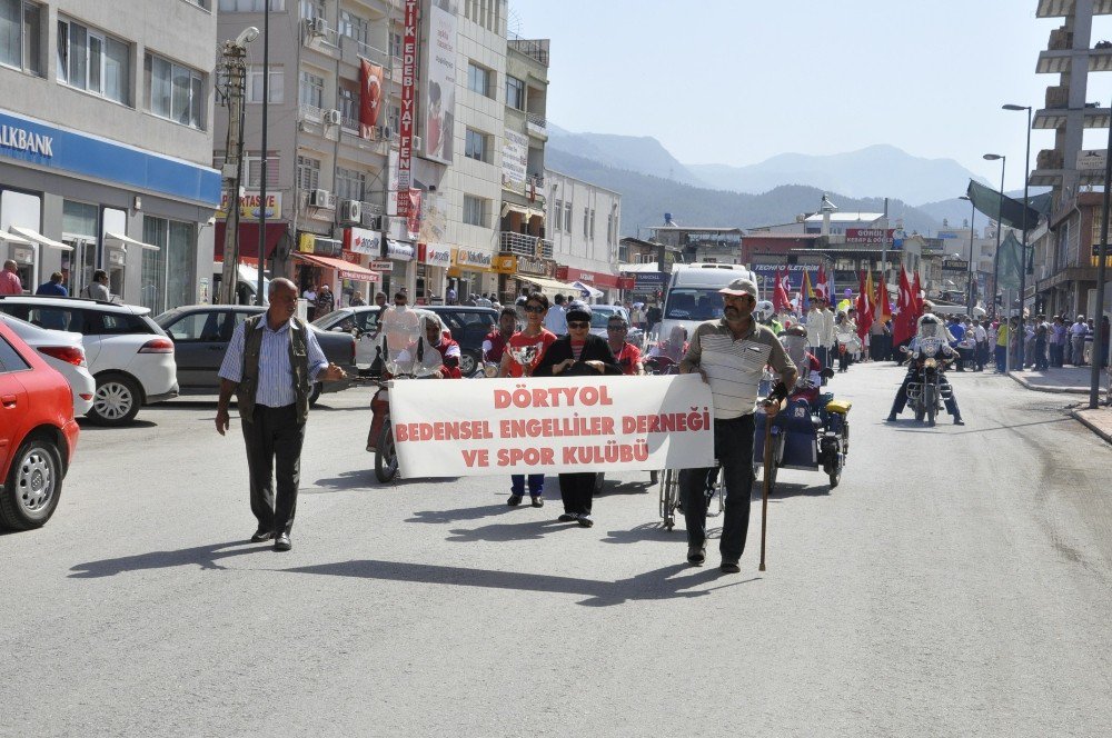 Engeliler Haftası’nda “Farkındalık” Yürüyüşü