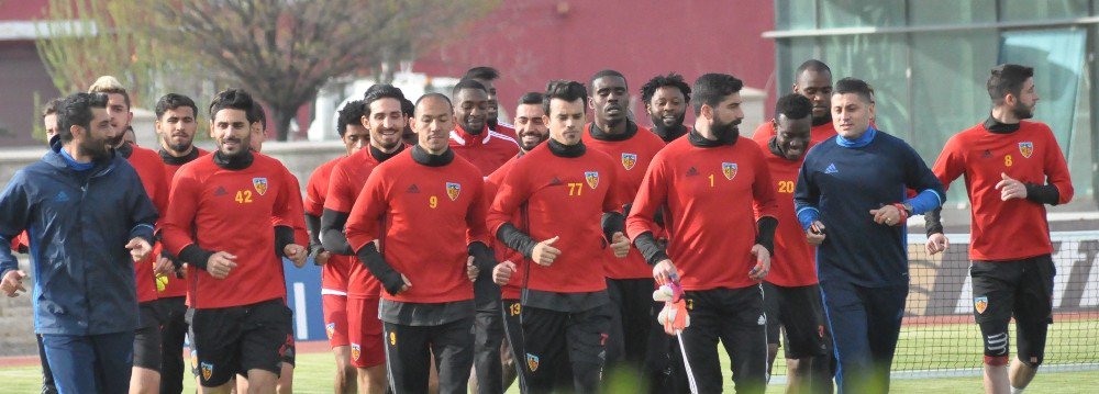 Kayserispor’da Mesut Bakkal Farkı