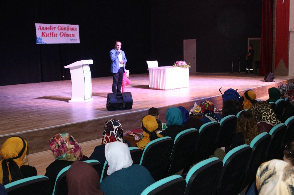 Beyşehir’de ‘Mutlu Anne, Mutlu Aile” Konferansı