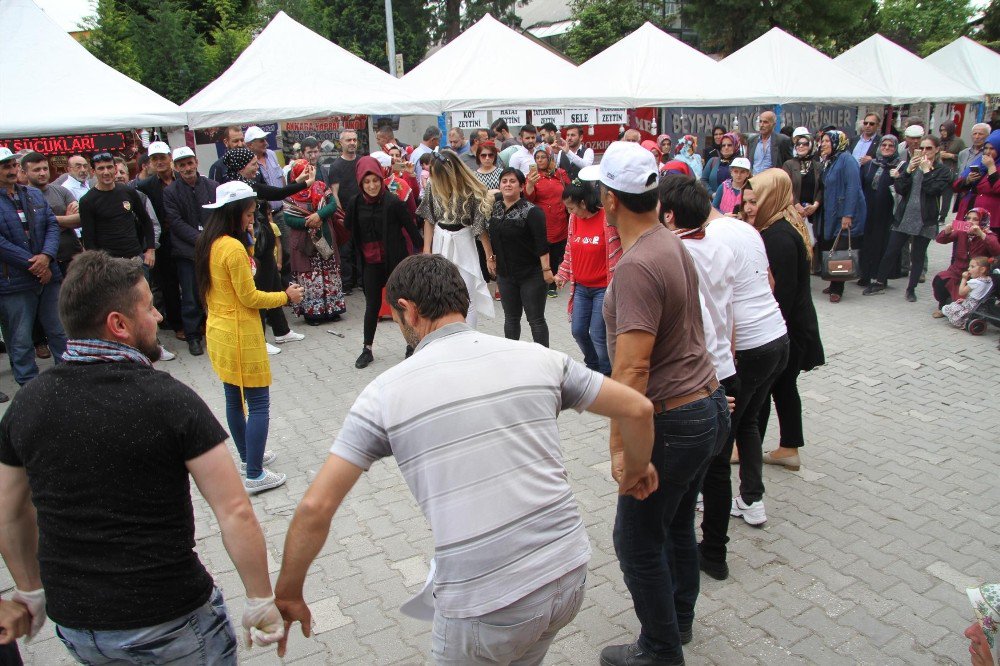 Akyazı’da Yöresel Etkinlikler Stantlarına Yoğun İlgi