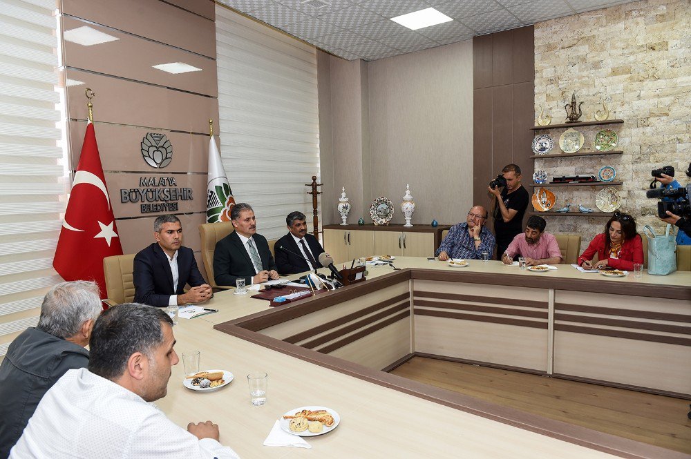 Malatya Kitap Fuarı’nı Değerlendiren Başkan Çakır: