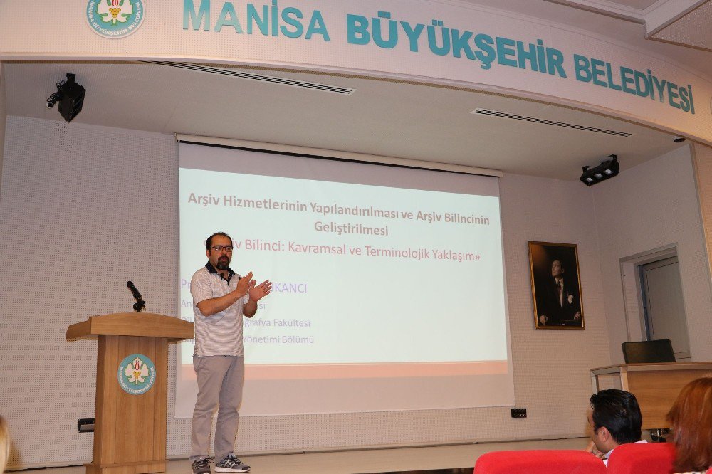 Büyükşehir Personeline Arşiv Bilinci Semineri