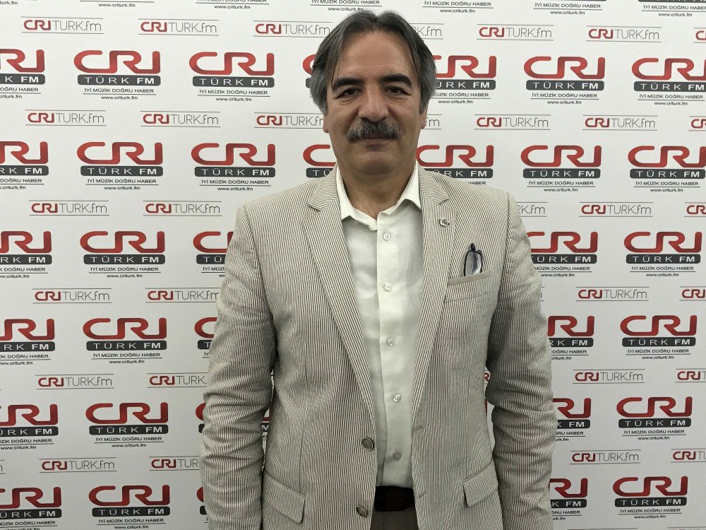 Prof. Dr. Mazhar Bağlı: "İletişim-enformasyon Bakanlığının Kurulacağına İnanıyorum"