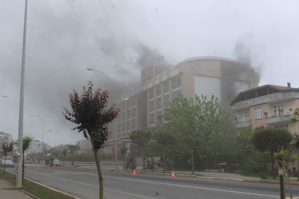 Ordu’daki Otel Yangını Söndürüldü