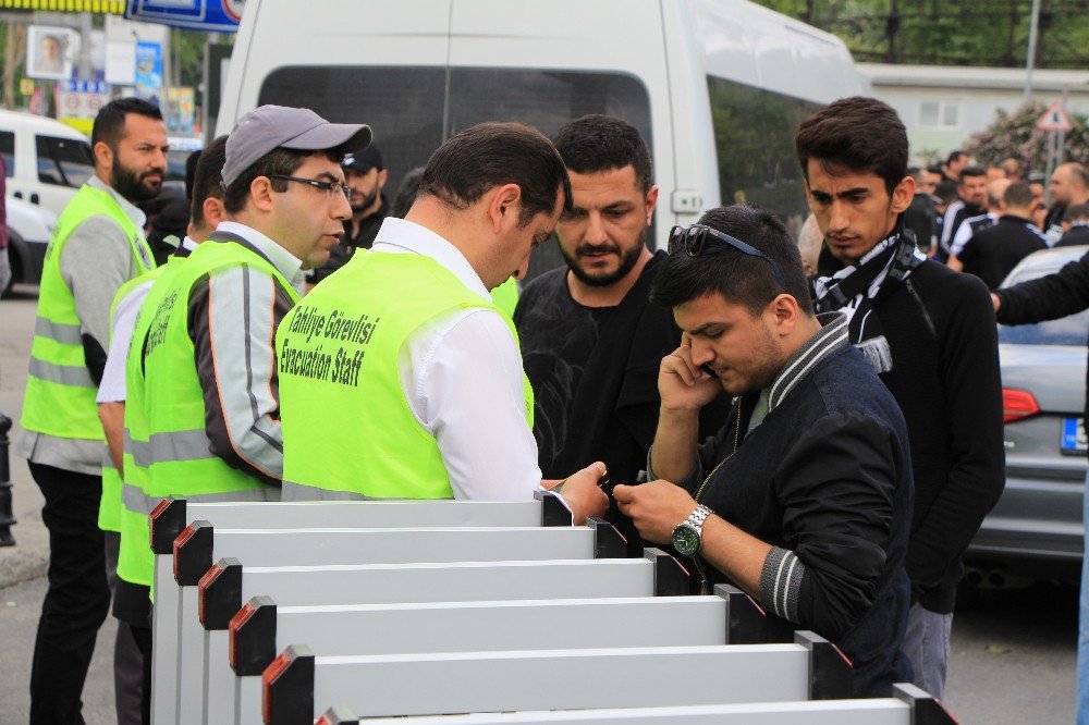 50 Otobüs Dolusu Beşiktaş Taraftarı Bursa Yolunda