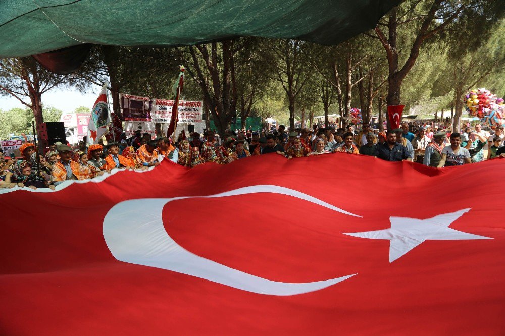 Torbalı’da Onlarca Kişiyi Buluşturan Yörük Şenliği