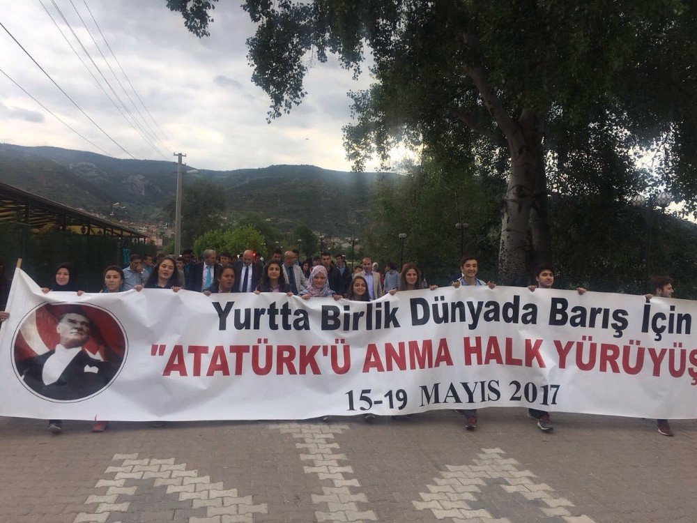 Osmaneli’de Gençlik Yürüyüşü