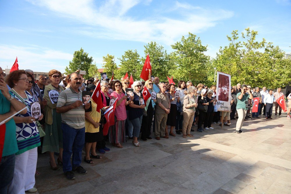 Urla’da Zübeyde Hanım’a Hakarete Tepki