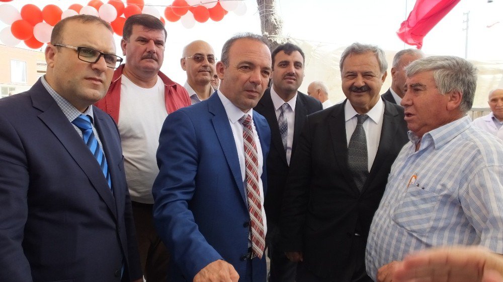 Burhaniye’de Kermes Geliri 75 Öğrenciye Harçlık Olacak