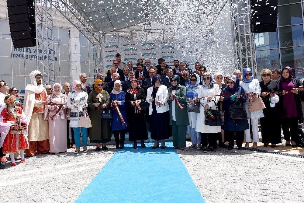 13. Altın Dokunuşlar “Endülüs’ten Selçukluya” Sergisi Açıldı