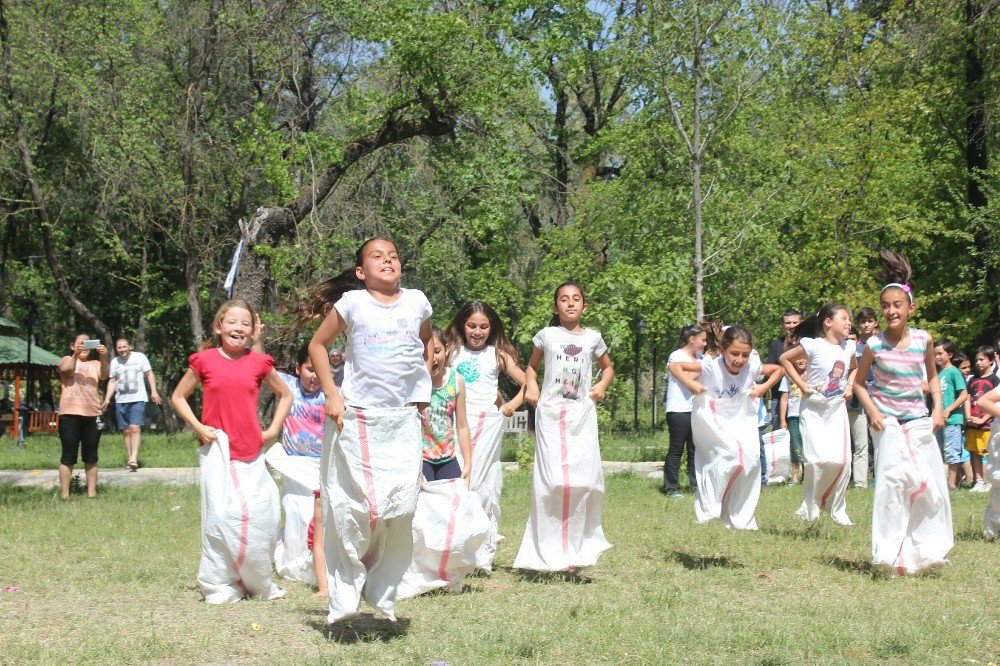 Köyceğiz’de Çocuk Şenliği