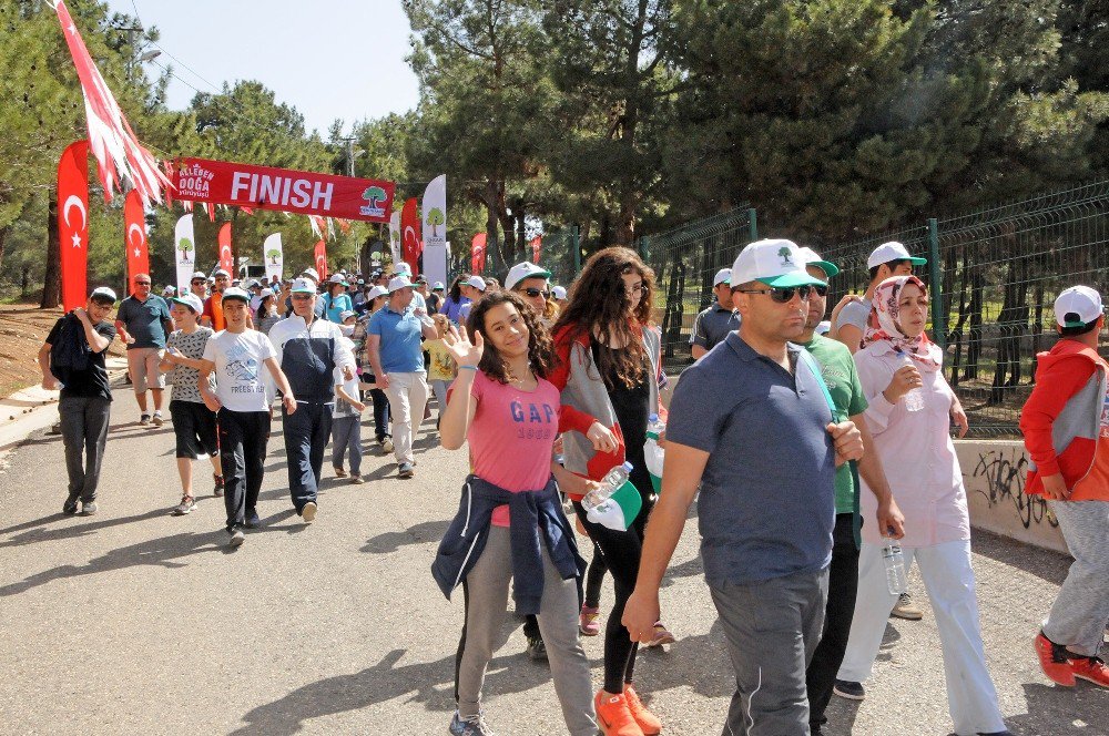 Velileri Etkinliklere Katıldı, Şampiyonlar Destek Verdi