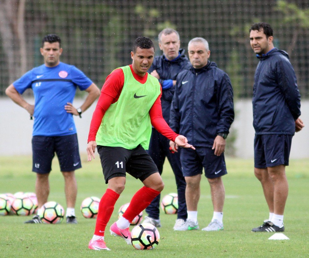 Antalyaspor, Bursaspor Maçının Provalarına Başladı