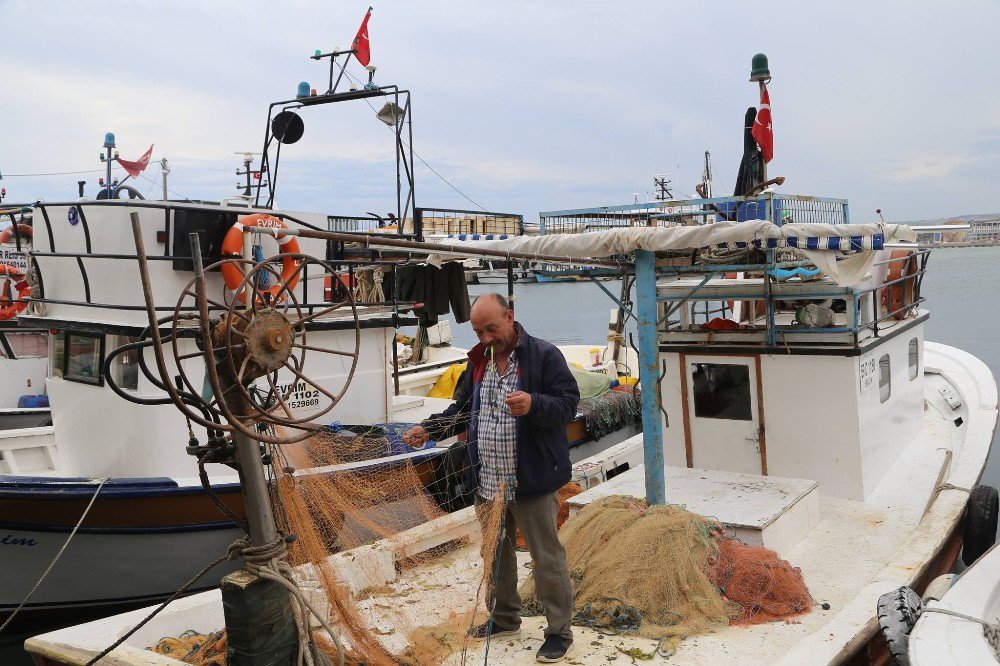 Marmara Denizi’nde Ulaşıma Poyraz Engeli