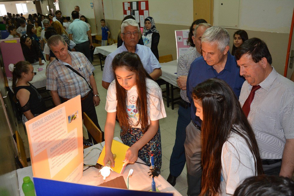 Söke’de Ortaokul Öğrencileri Bilim Projelerini Sergiledi