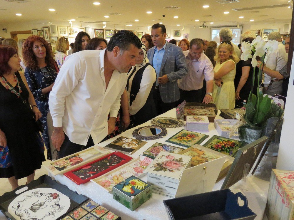 Şevket Sabancı’da Yılsonu Sergisi Açıldı