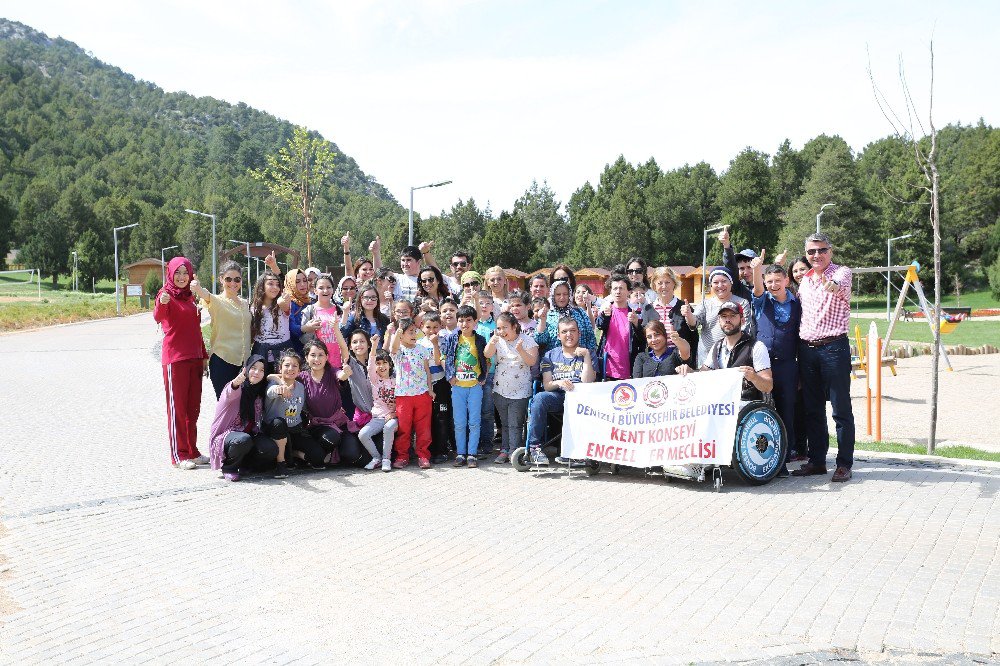 Denizli’de " Engellilik Başarıya Engel Değil ’ Söyleşisi