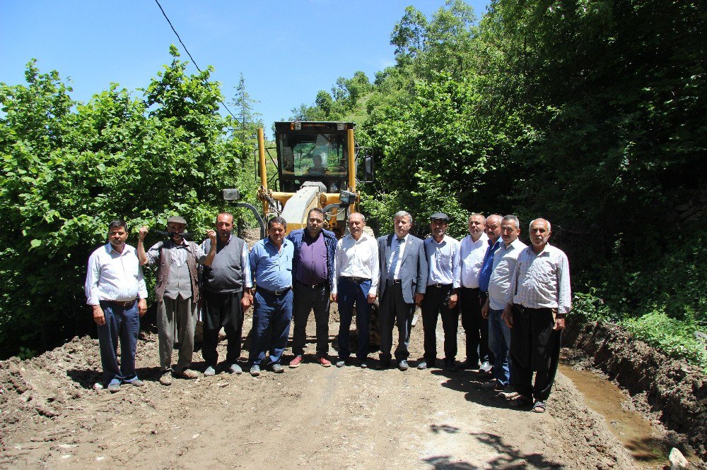 Muhtarlardan Büyükşehir Belediyesi’ne Yol Teşekkürü