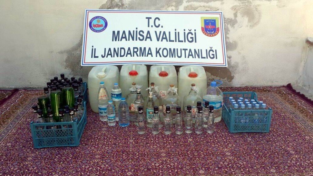 Manisa’da 200 Litre Kaçak İçki Ele Geçirildi