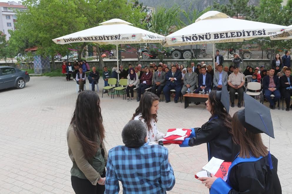 Nene Hatun’da Mezun Öğrenciler İçin Tören Yapıldı