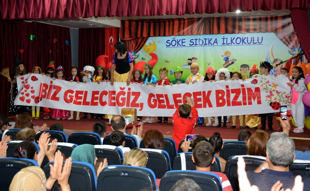 Söke’de İlkokul Miniklerinin Gösterisi Beğeni Topladı