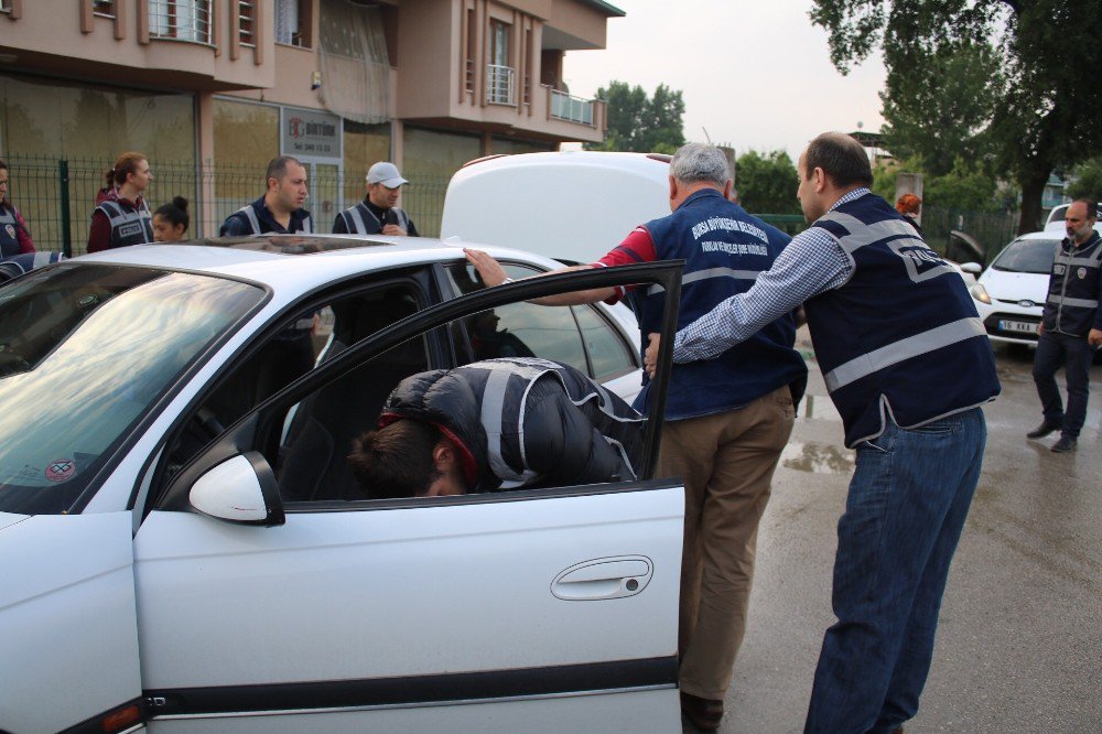 Bursa’da Zehir Tacirlerine Nefes Kesen Şafak Operasyonu