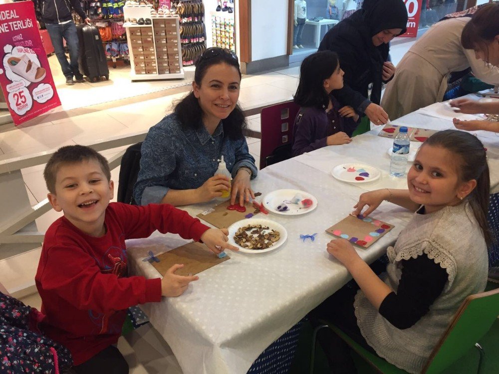 Forum Erzurum’un Anneler Günü’ne Özel Atölye Çalışmalarına Yoğun İlgi