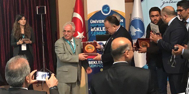 Etü Rektörü Prof. Dr. Yaylalı, “Üniversitelerin Üniversite İşbirliğinden Beklentileri” Sempozyumuna Katıldı