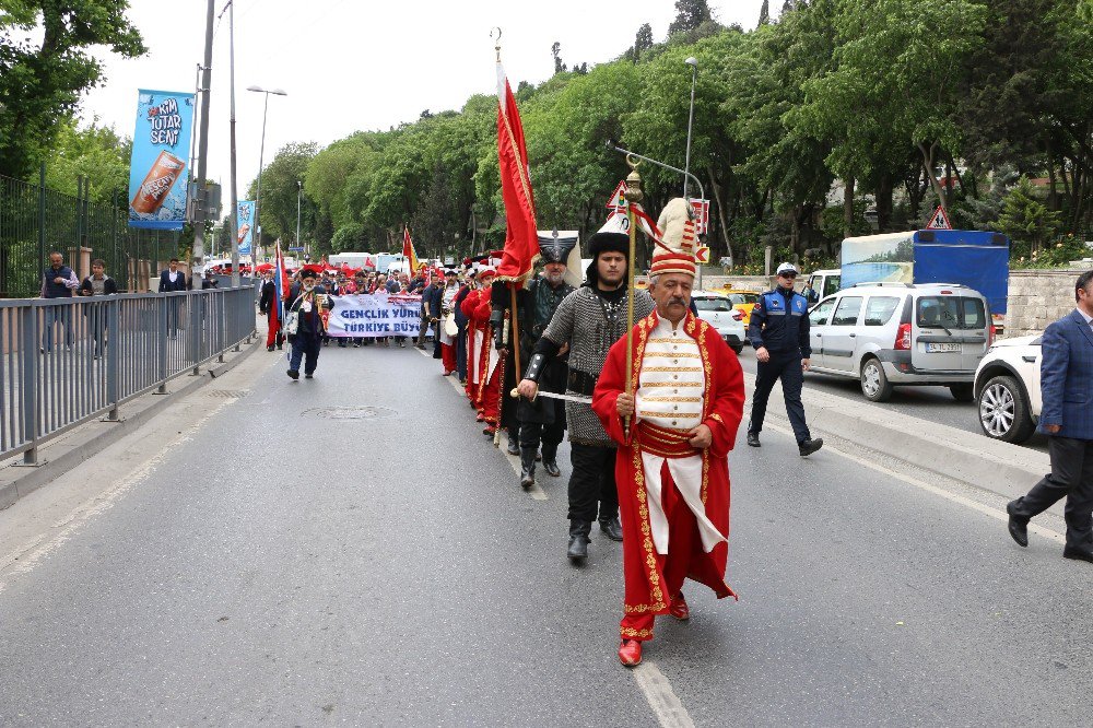 Eyüp’te 19 Mayıs Gençlik Şöleni Başladı