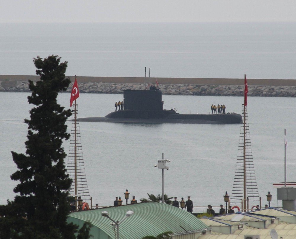 Yıldıray Denizaltısı Samsun’da