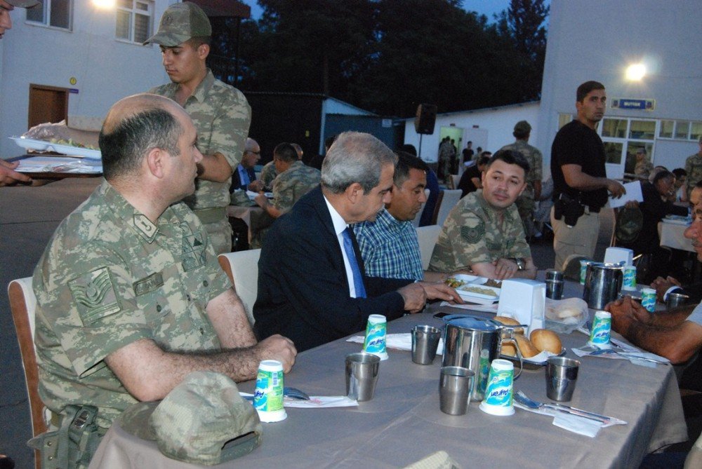 Güvenlik Korucuları, Jandarma Komutanlığının Yemeğinde Buluştu