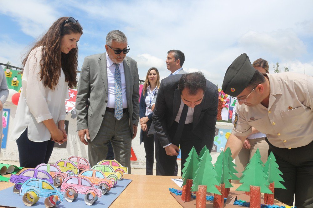 İnönü Anaokulu Öğrencilerinden Yıl Sonu Sergi