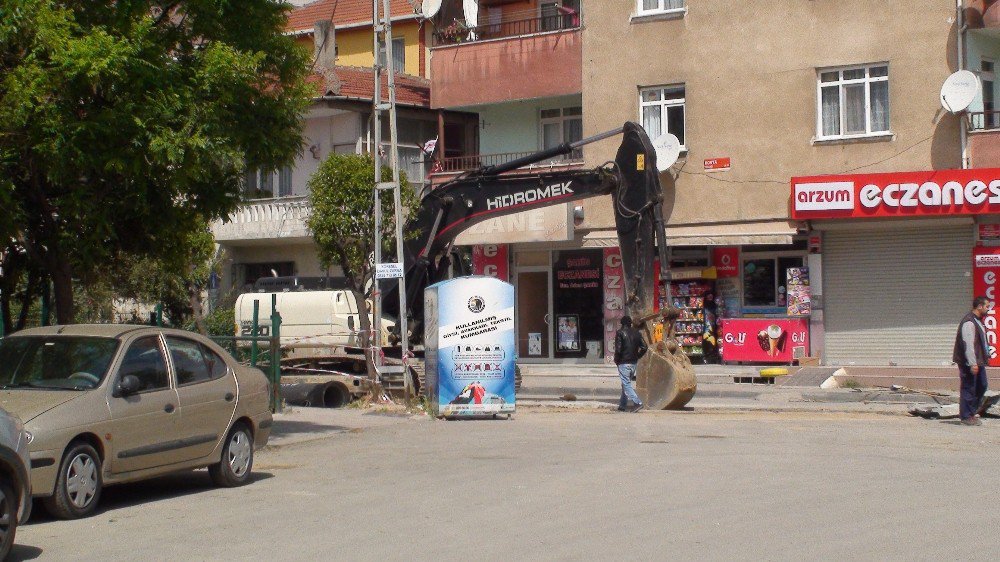 Kartal’da Doğal Gaz Borusu Patladı