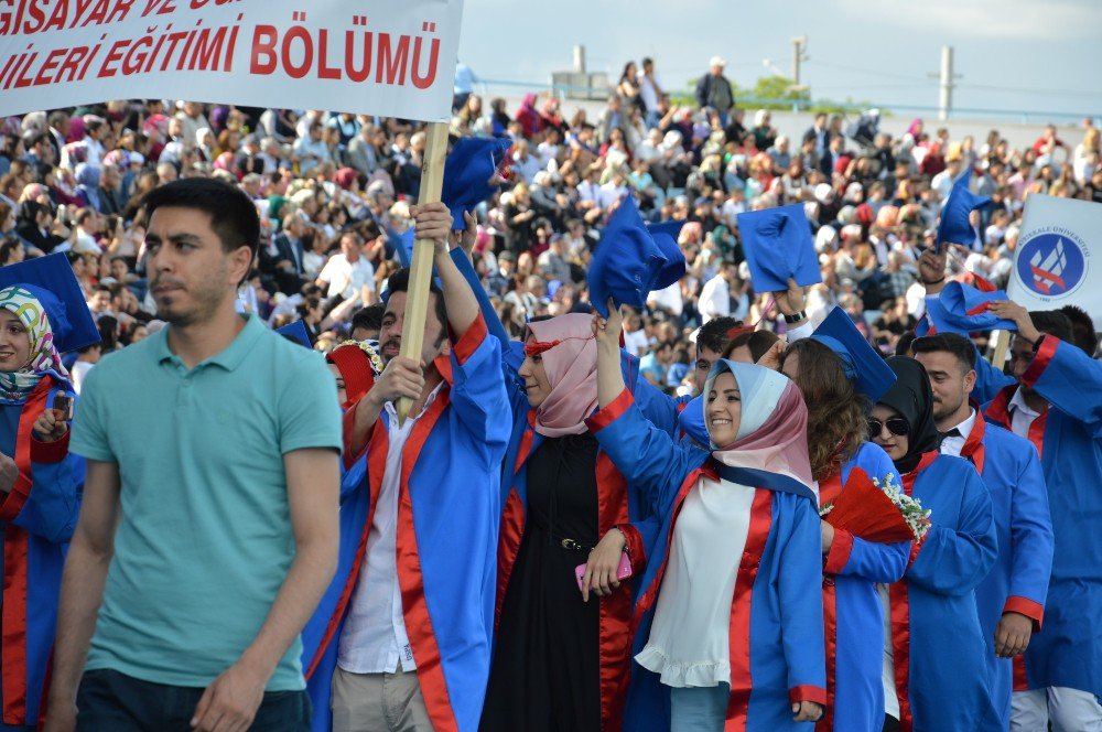 Kırıkkale Üniversitesinde Mezuniyet Coşkusu