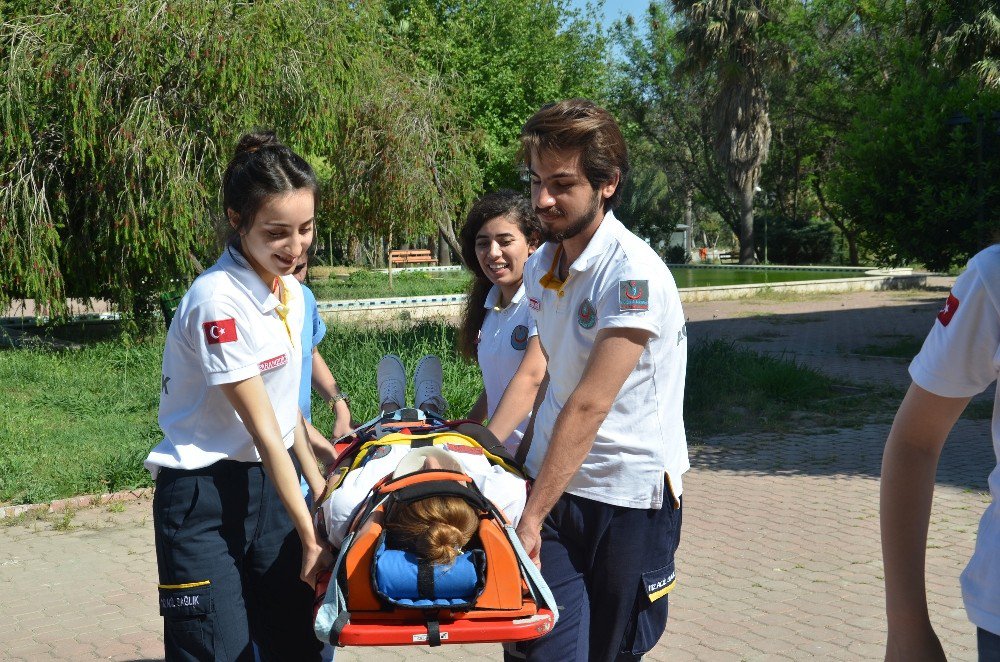 Mkü’de Ambulans Ekipmanları Eğitimi