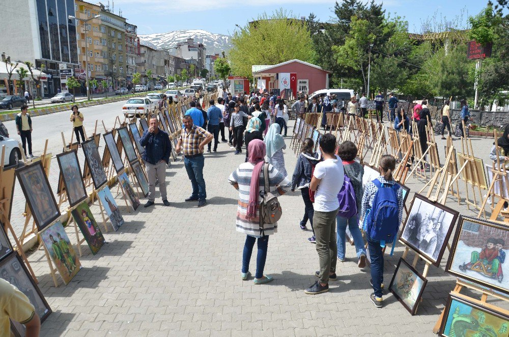 Muş’ta Resim Ve Rölyef Sergisi